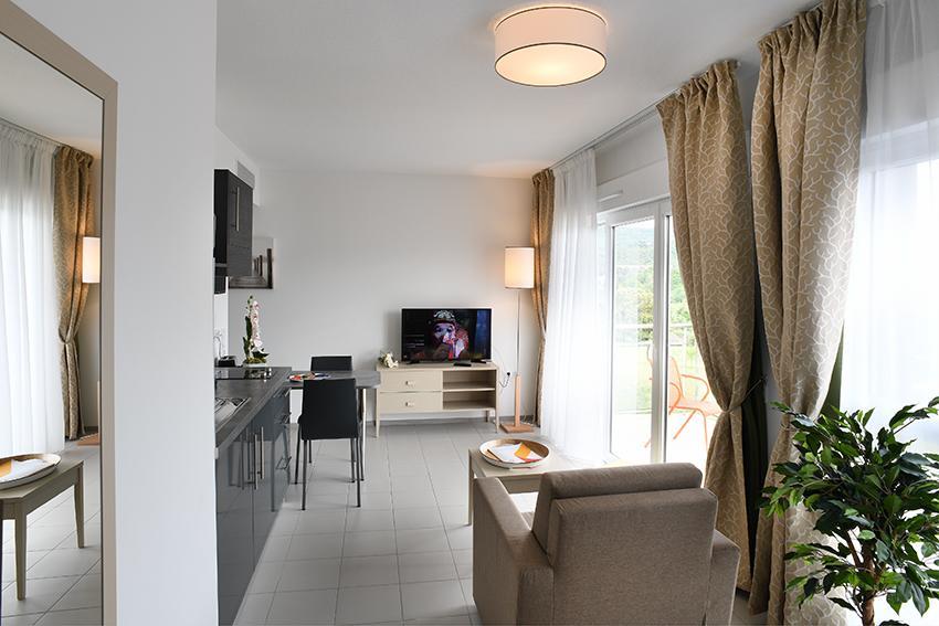 Domitys Le Jardin Des Palmiers Aparthotel Ajaccio  Exterior photo